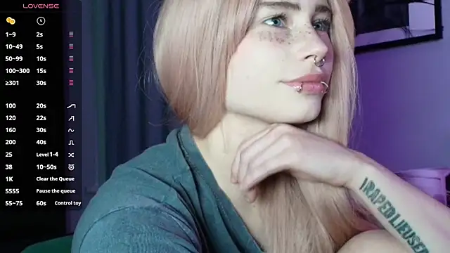 PieraMarch online show from 10/23/25, 07:01