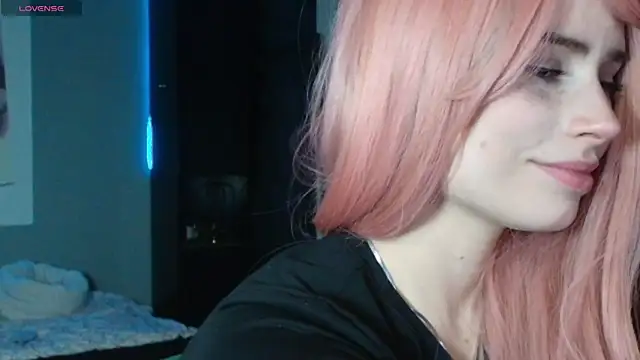 Snapshot of PieraMarch chatting on 02/05/26, 08:02 PieraMarch online show from 02/05/26, 08:02