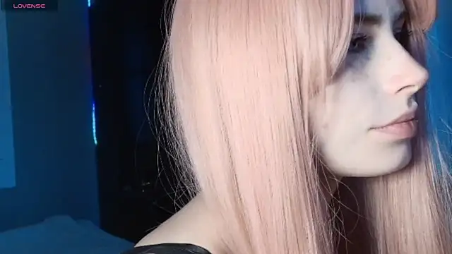 Snapshot of PieraMarch chatting on 02/21/26, 05:08 PieraMarch online show from 02/21/26, 05:08