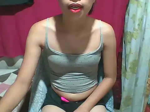 petite sexy21 online show from 04/03/26, 12:47