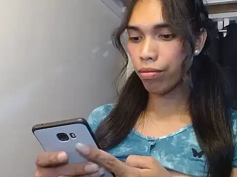 angelaxmonroe online show from 05/13/26, 05:10