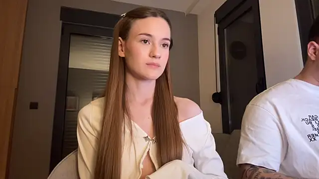 Snapshot of TenDouble chatting on 09/10/25, 08:20 TenDouble online show from 09/10/25, 08:20