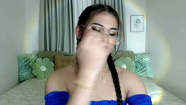 PrettyBlythes TS online show from 01/18/26, 06:50