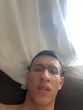 safadezanunes2 online show from 09/10/25, 03:45