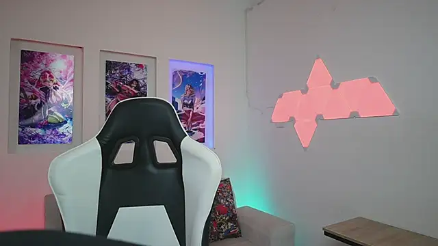 NicoleCrawft online show from 09/10/25, 07:03