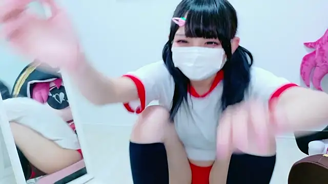 Hina-qp online show from 04/18/26, 10:41