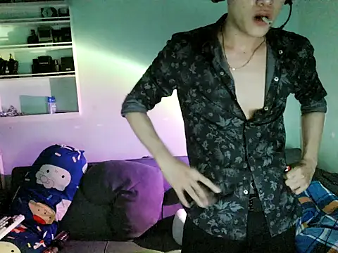 boyhigh1997 online show from 02/17/26, 07:16