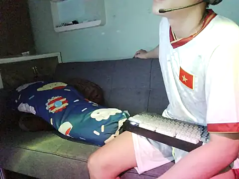 boyhigh1997 online show from 02/23/26, 05:54