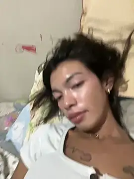 urkemplakx online show from 04/22/26, 04:37