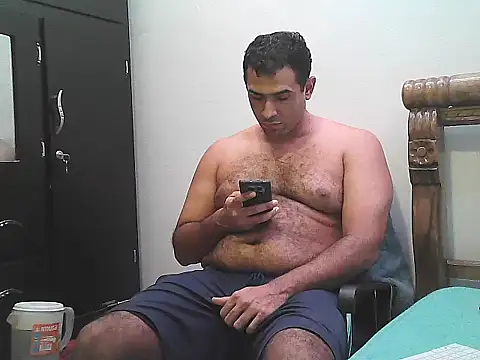 Snapshot of morenocabro10 chatting on 09/30/25, 09:20 morenocabro10 online show from 09/30/25, 09:20