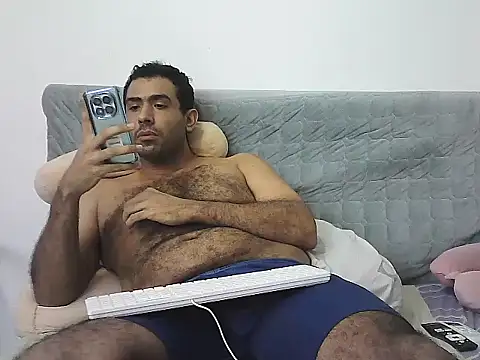 morenocabro10 online show from 12/05/25, 03:09