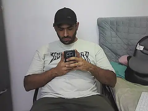 morenocabro10 online show from 02/12/26, 01:33