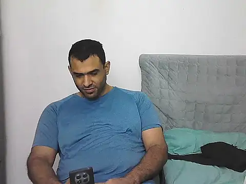 morenocabro10 online show from 02/15/26, 10:06