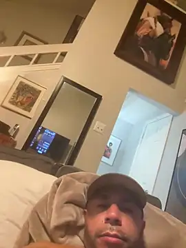 Rcarrasco15 online show from 04/18/26, 09:35