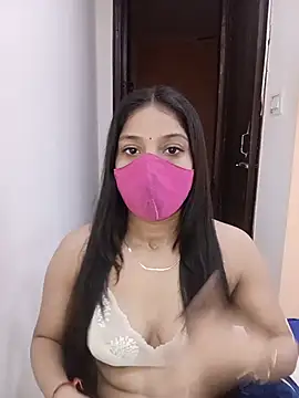 Cute Rakhi8 online show from 05/25/26, 09:04