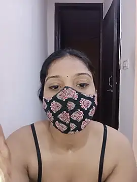 Cute Rakhi8 online show from 07/13/26, 05:54