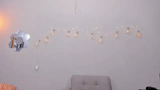 alianim online show from 11/22/25, 07:29