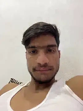 Snapshot of funny_sexxx chatting on 03/15/26, 05:13 funny sexxx online show from 03/15/26, 05:13