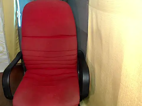 lovelyallena07 online show from 05/24/26, 07:13