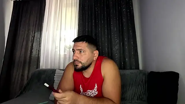 Gold Alpha Boy online show from 09/17/25, 09:11