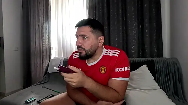 Gold Alpha Boy online show from 09/29/25, 08:08