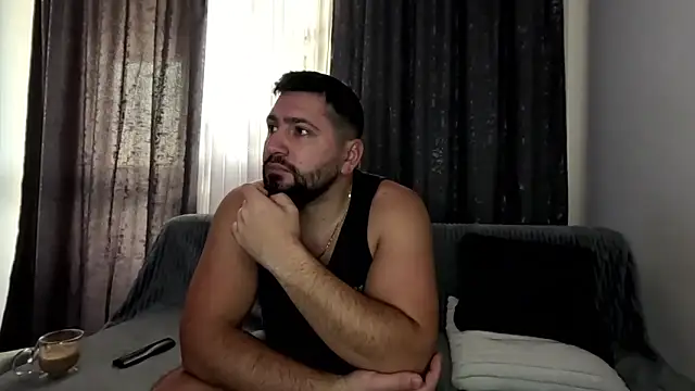 Gold Alpha Boy online show from 10/30/25, 07:43