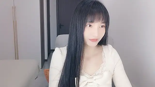 Snapshot of Lisa-3333 chatting on 03/18/26, 10:07 Lisa-3333 online show from 03/18/26, 10:07