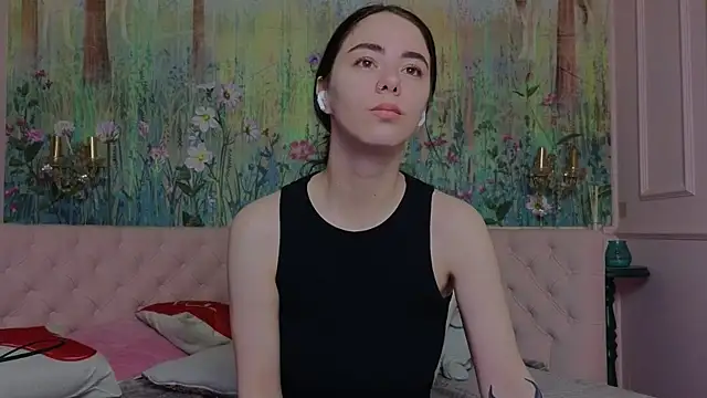 Snapshot of IvoryWood_ chatting on 05/28/26, 06:27 IvoryWood online show from 05/28/26, 06:27