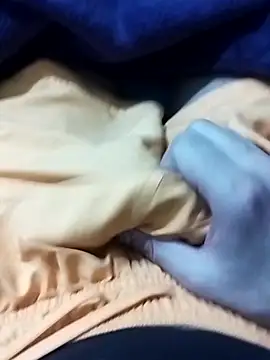 idhem   31 online show from 02/10/26, 05:50