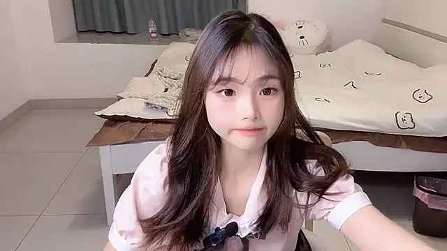 gougou77 online show from 12/22/25, 03:09