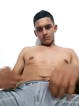 pelolu95 online show from 12/22/25, 02:41