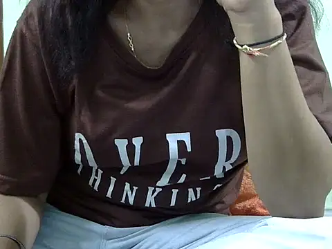 CHAMELI4747 online show from 09/26/25, 08:40