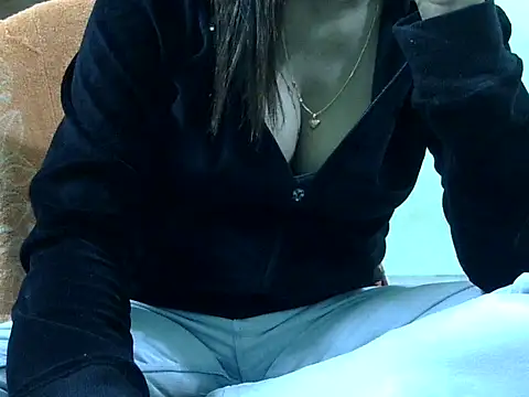 CHAMELI4747 online show from 12/20/25, 08:32