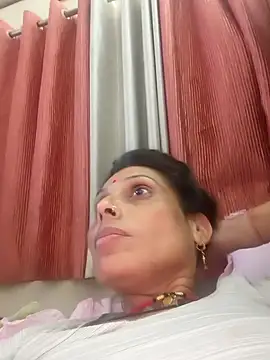 Snapshot of ISHANI-SINGH chatting on 04/06/26, 02:18 ISHANI-SINGH online show from 04/06/26, 02:18
