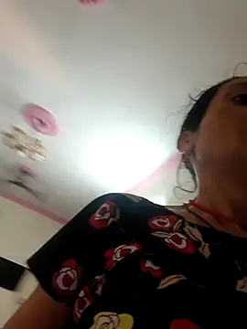 Snapshot of ISHANI-SINGH chatting on 04/10/26, 02:50 ISHANI-SINGH online show from 04/10/26, 02:50
