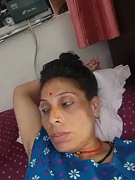 Snapshot of ISHANI-SINGH chatting on 07/02/26, 10:32 ISHANI-SINGH online show from 07/02/26, 10:32