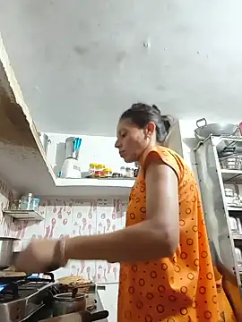 Snapshot of ISHANI-SINGH chatting on 07/05/26, 03:02 ISHANI-SINGH online show from 07/05/26, 03:02