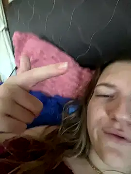 Snapshot of SafadaJS chatting on 11/19/25, 09:20 SafadaJS online show from 11/19/25, 09:20