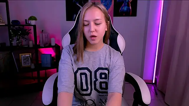 CindySparkl online show from 02/11/26, 03:33