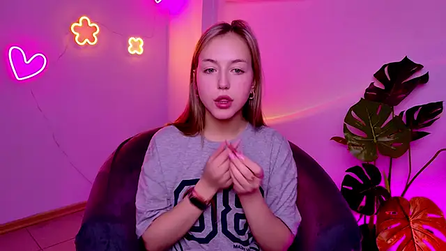 CindySparkl online show from 03/17/26, 03:22