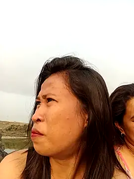 PINAYSQUIRTPUSSYHOLE online show from 04/11/26, 10:47