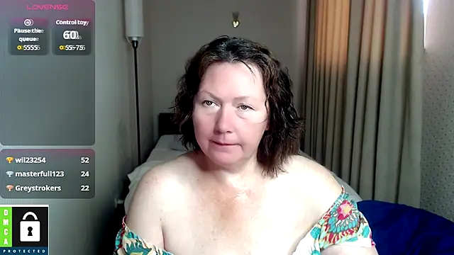 milf hornys online show from 09/15/25, 05:07
