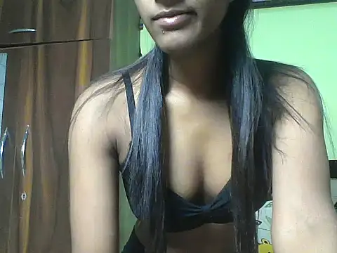 mickle james online show from 10/17/25, 10:18