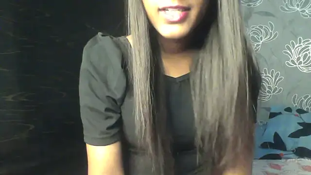 Snapshot of mickle_james chatting on 02/14/26, 04:37 mickle james online show from 02/14/26, 04:37