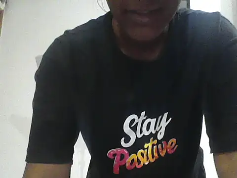 Snapshot of mickle_james chatting on 06/01/26, 06:59 mickle james online show from 06/01/26, 06:59