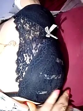 Snapshot of Hnonasix89 chatting on 04/25/26, 06:05 Hnonasix89 online show from 04/25/26, 06:05