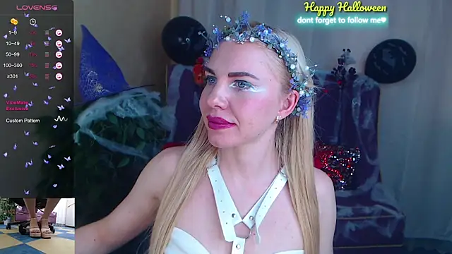 LiSinDoll online show from 11/01/25, 07:10