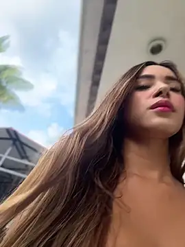 Natalia vidal online show from 12/17/25, 01:50