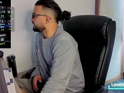 Ernesto-Rodriguez82 online show from 09/26/25, 03:38