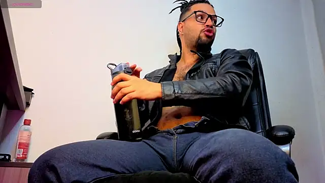 Ernesto-Rodriguez82 online show from 03/29/26, 04:23